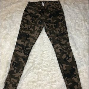 Camouflage jean pants